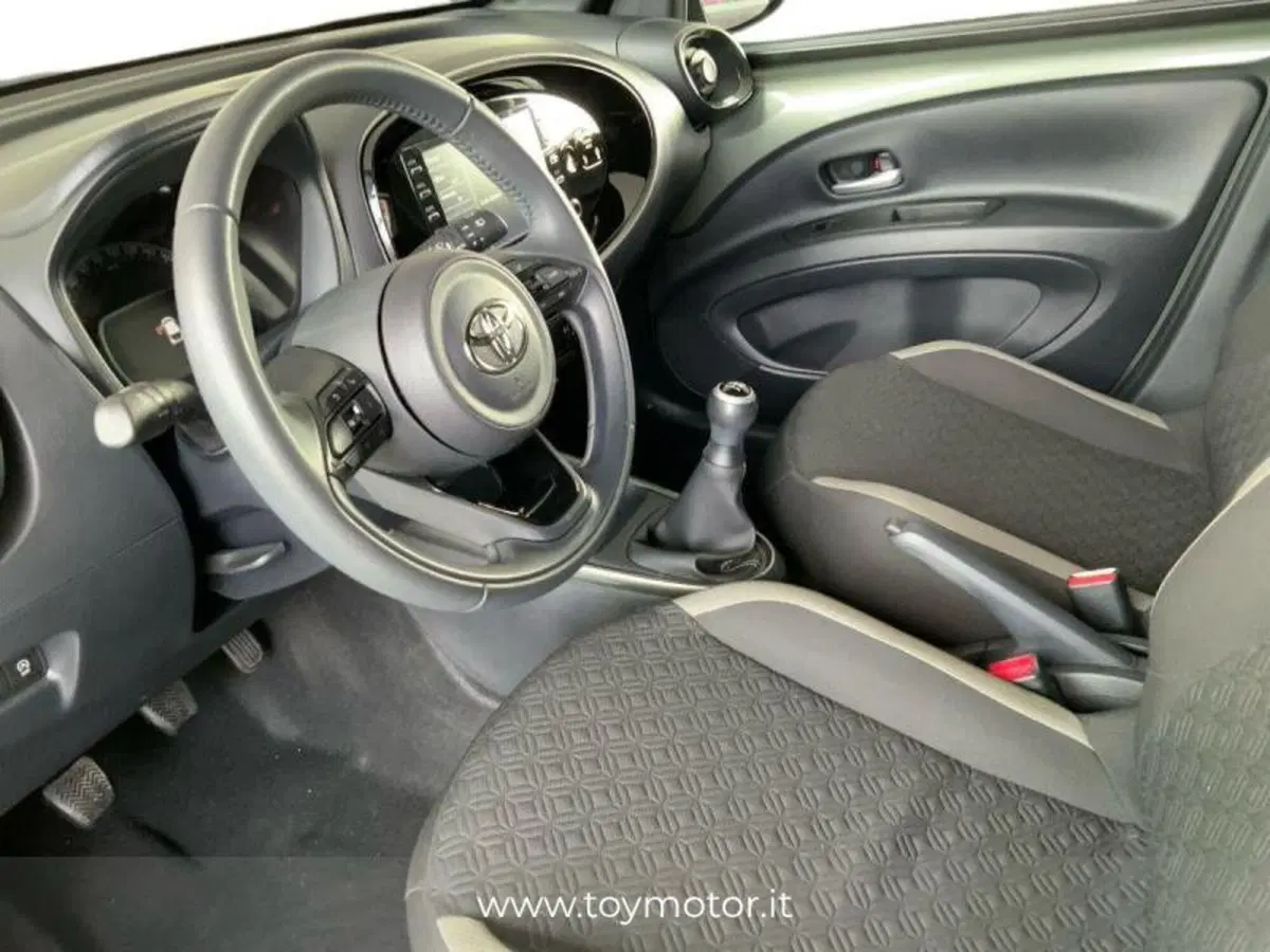 Toyota Aygo X usata a Perugia (8)