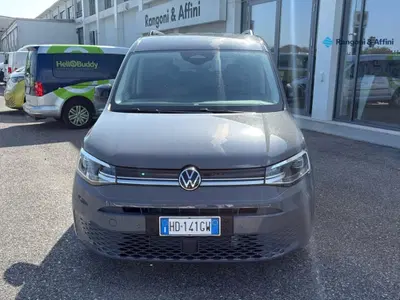 Volkswagen Veicoli Commerciali Caddy maxi 1.5 phev 150cv Style dsg del 2026 usata a Mantova
