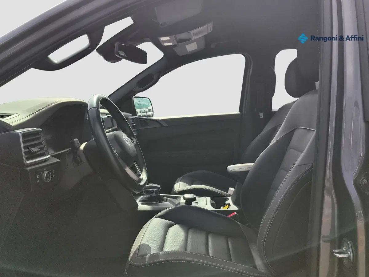 Volkswagen Amarok usata a Brescia (8)