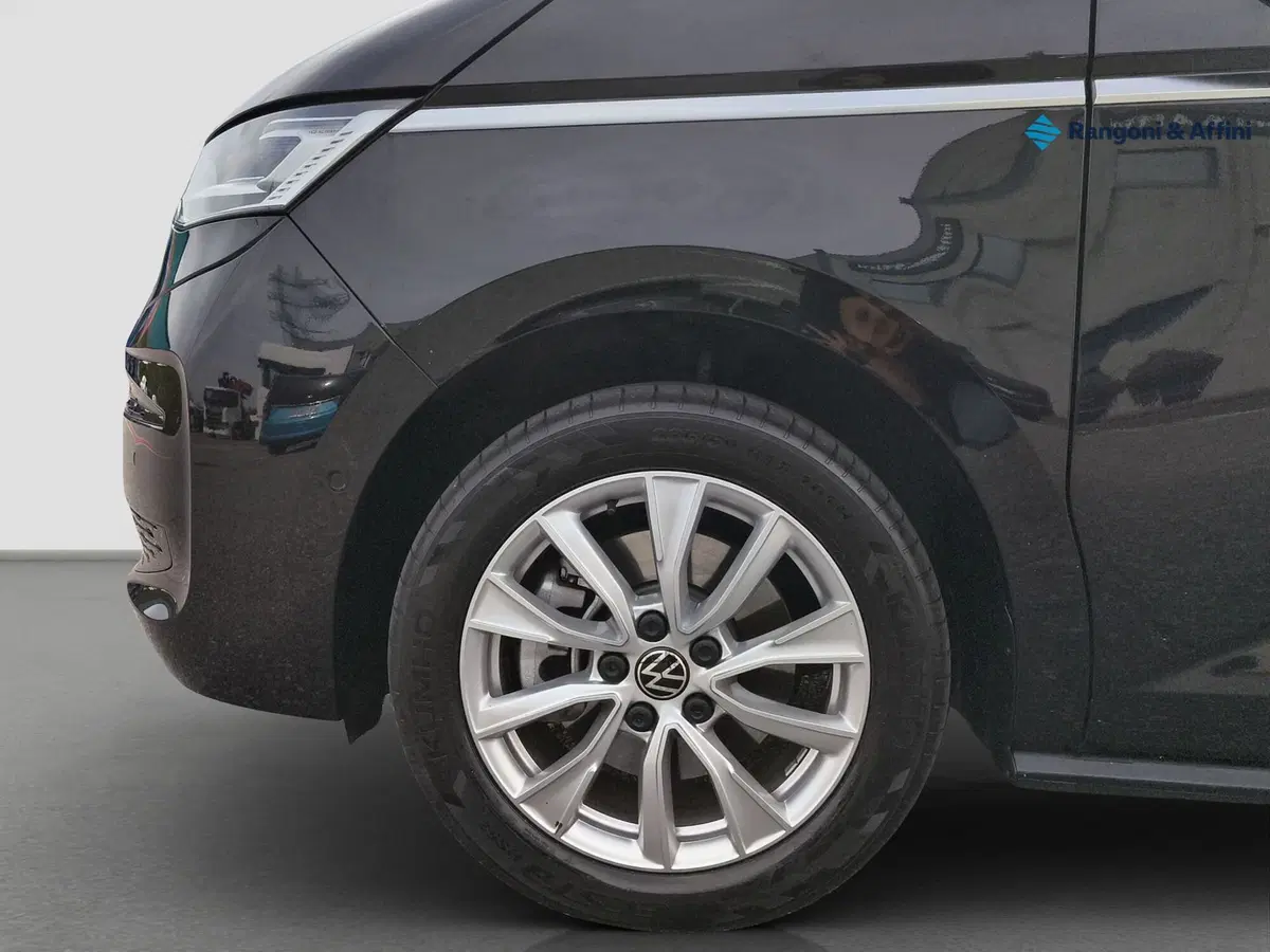 Volkswagen Multivan usata a Brescia (14)