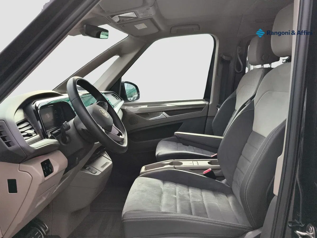 Volkswagen Multivan usata a Brescia (7)