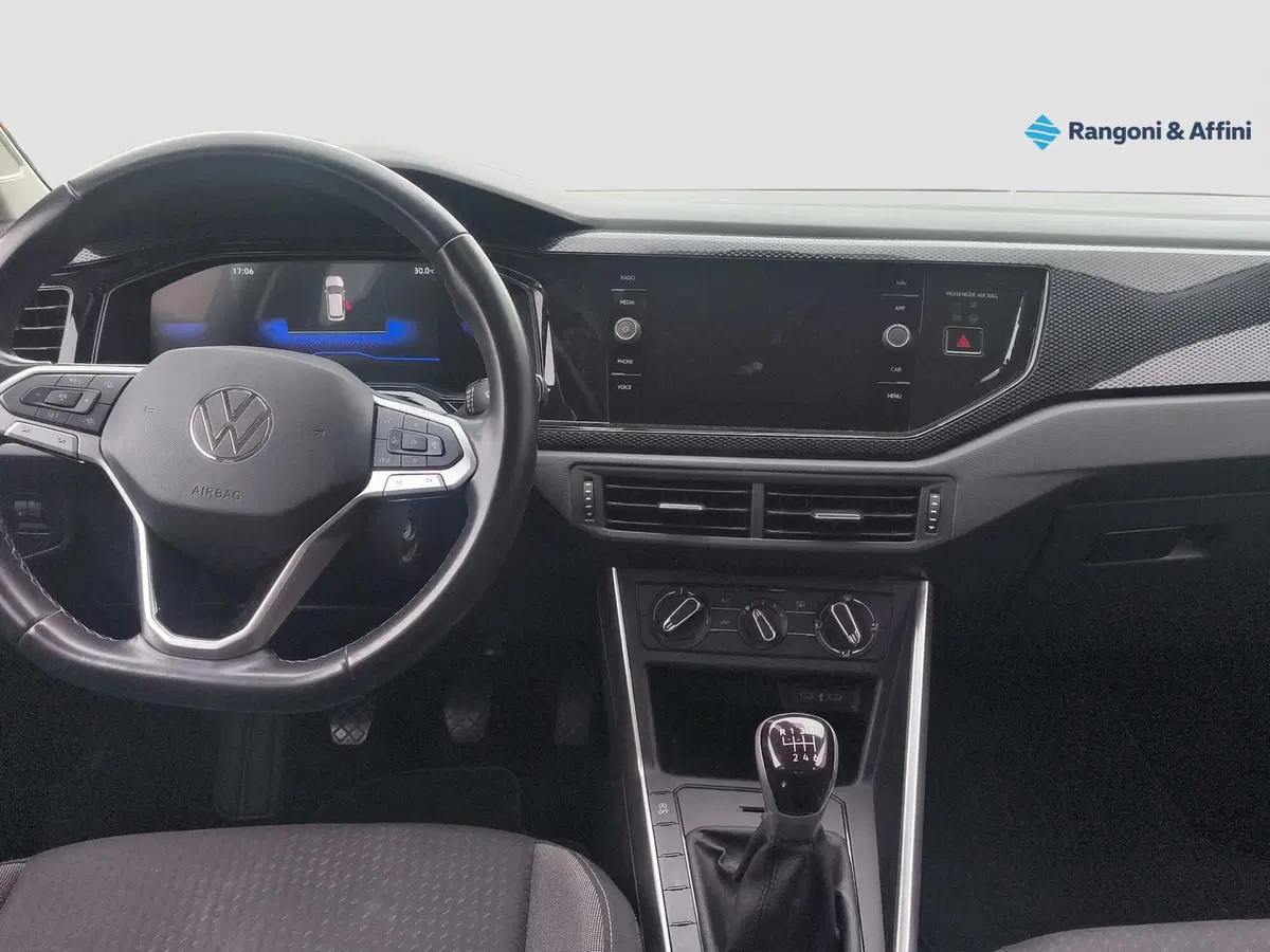 Volkswagen Taigo usata a Brescia (7)