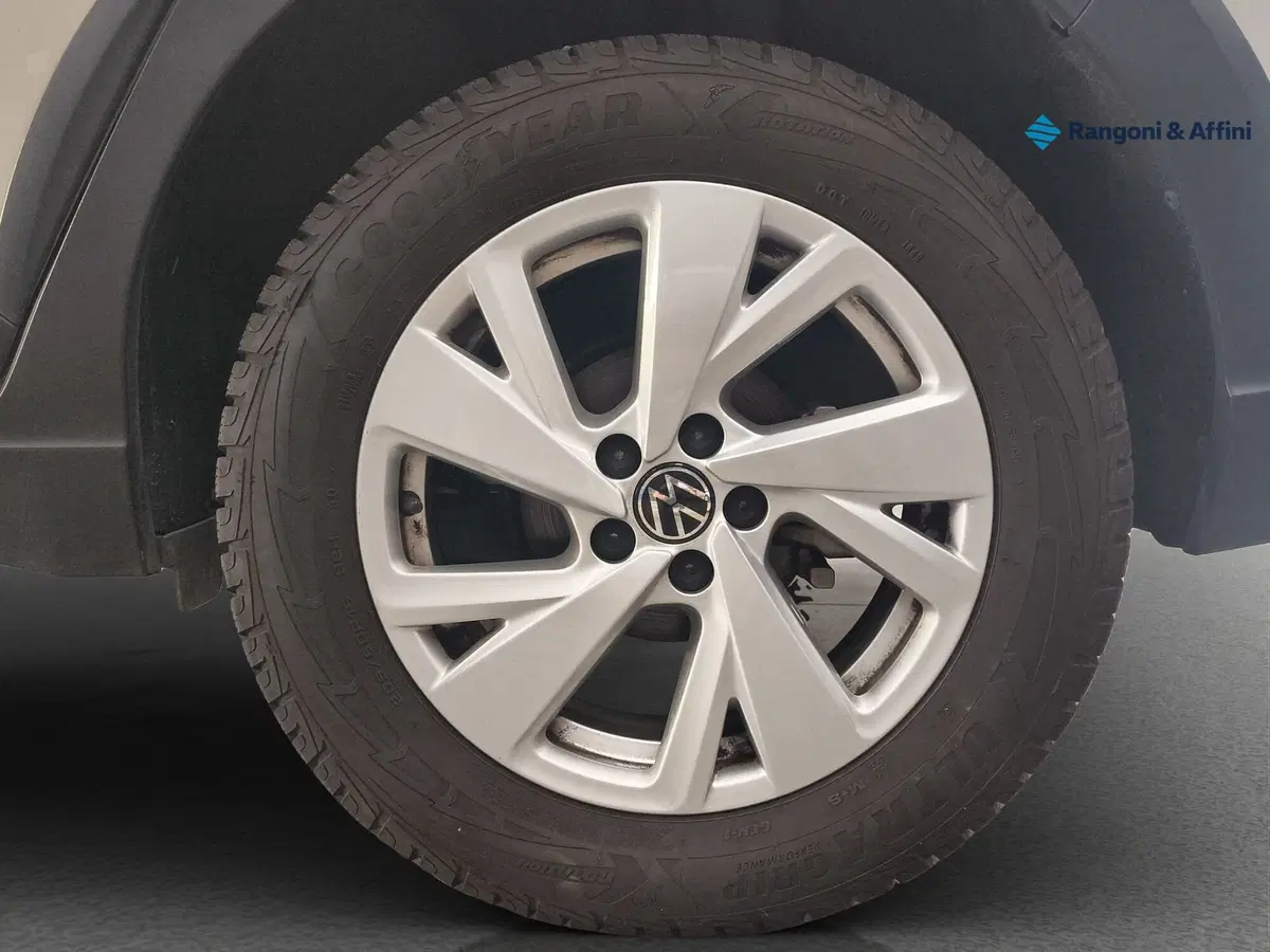 Volkswagen Taigo usata a Brescia (8)