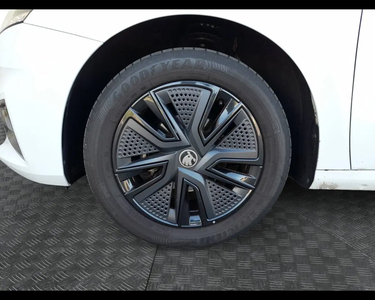 Skoda Fabia usata a Ravenna (14)
