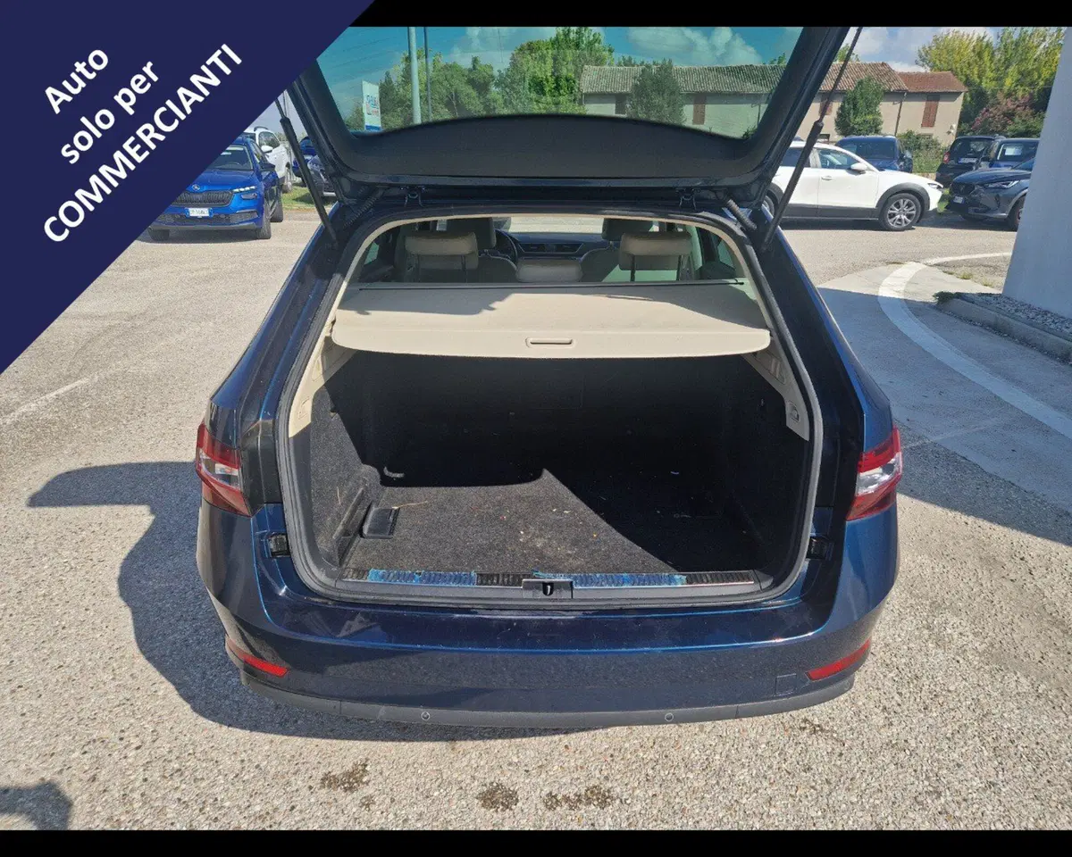 Skoda Superb Station Wagon usata a Ravenna (11)