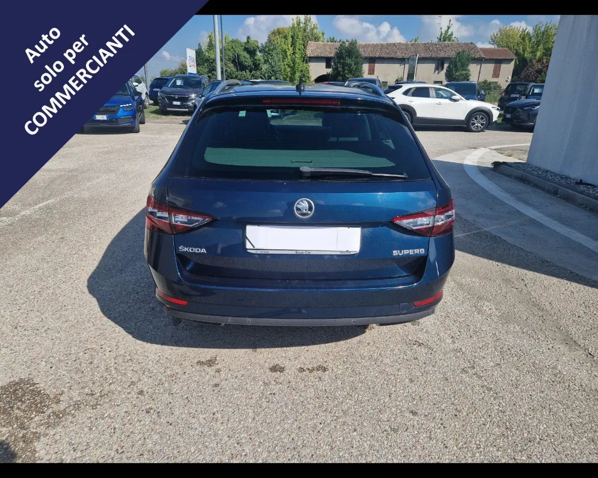 Skoda Superb Station Wagon usata a Ravenna (5)