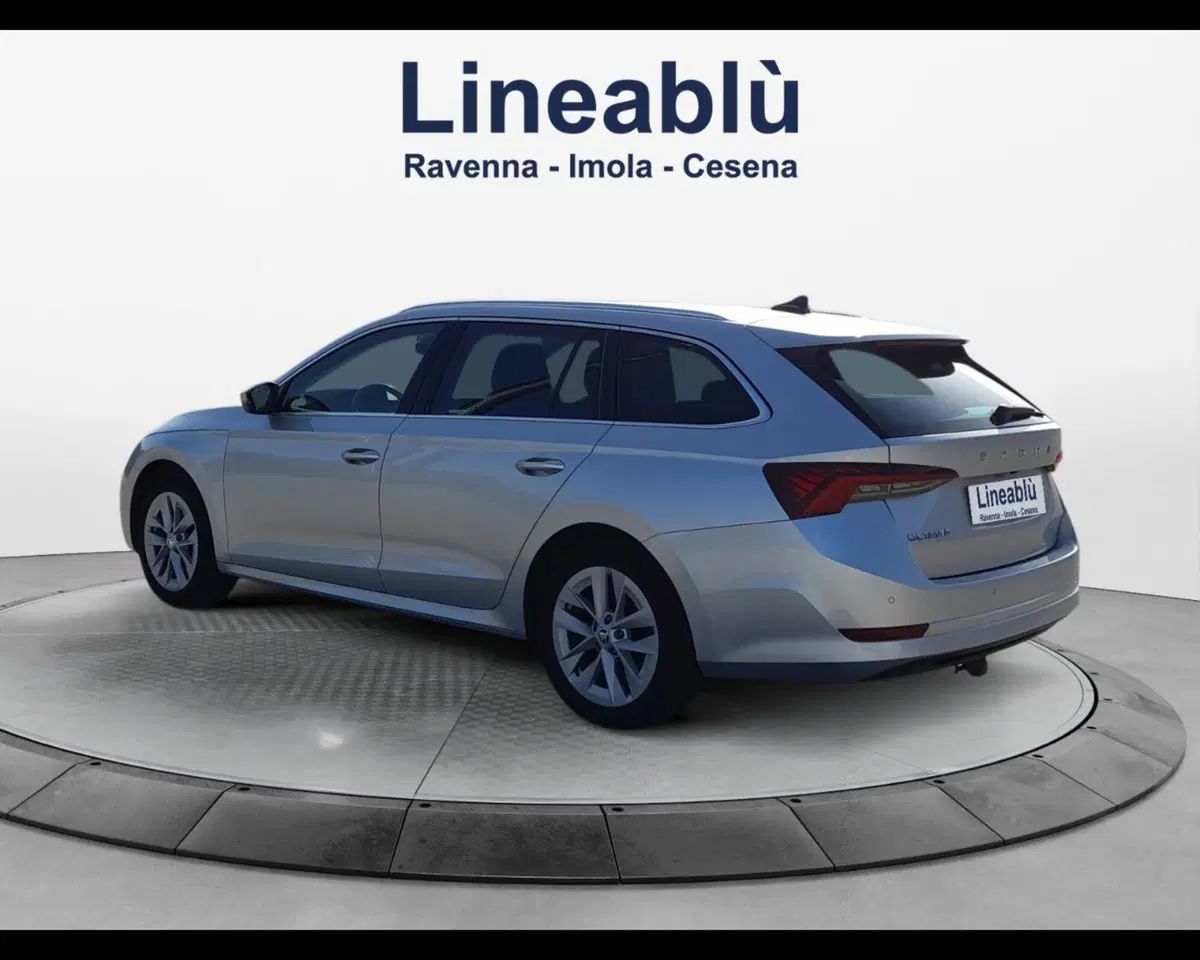 Skoda Octavia Station Wagon usata a Ravenna (10)