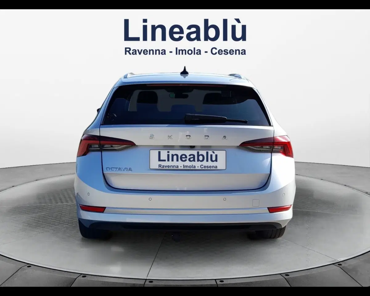 Skoda Octavia Station Wagon usata a Ravenna (11)