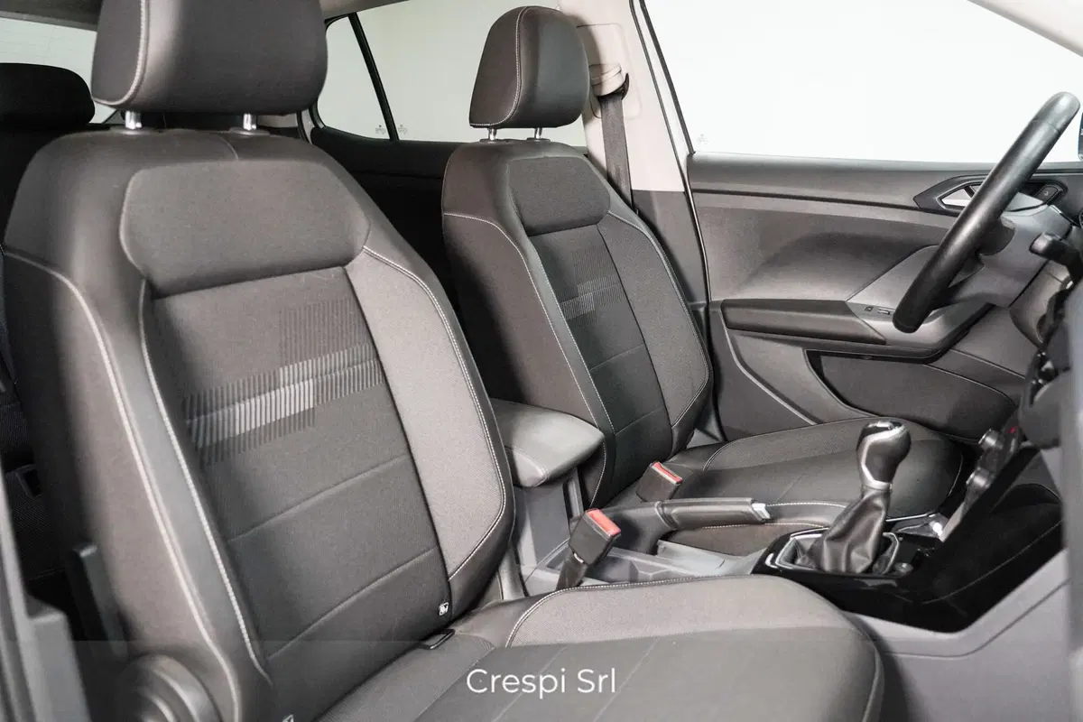 Volkswagen T-Cross usata a Varese (11)