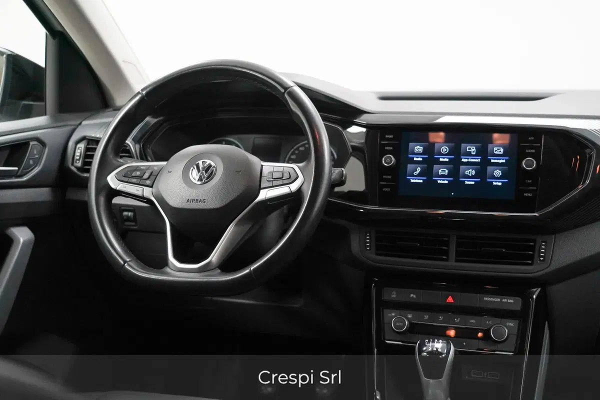 Volkswagen T-Cross usata a Varese (9)
