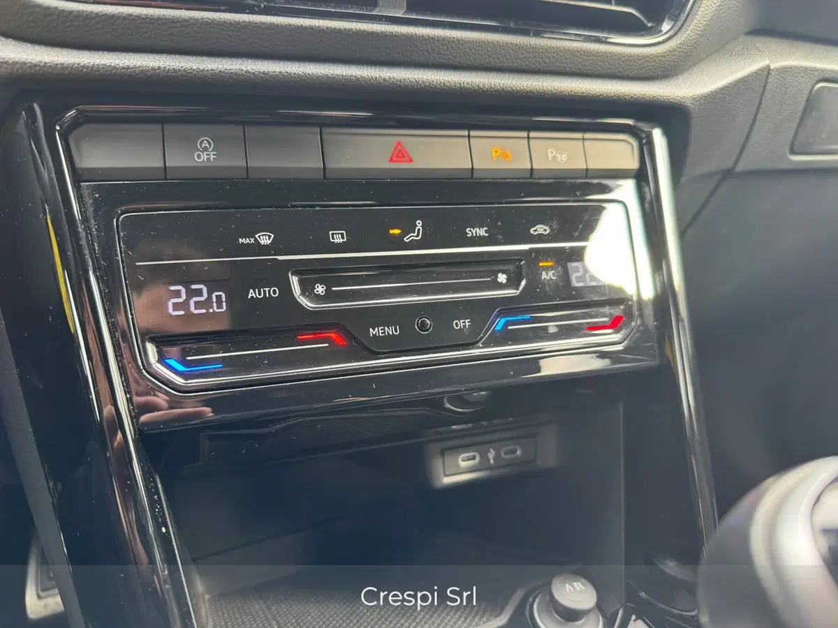 Volkswagen T-Roc usata a Varese (15)