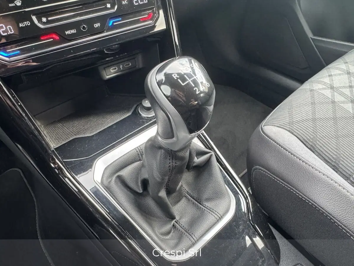 Volkswagen T-Roc usata a Varese (17)