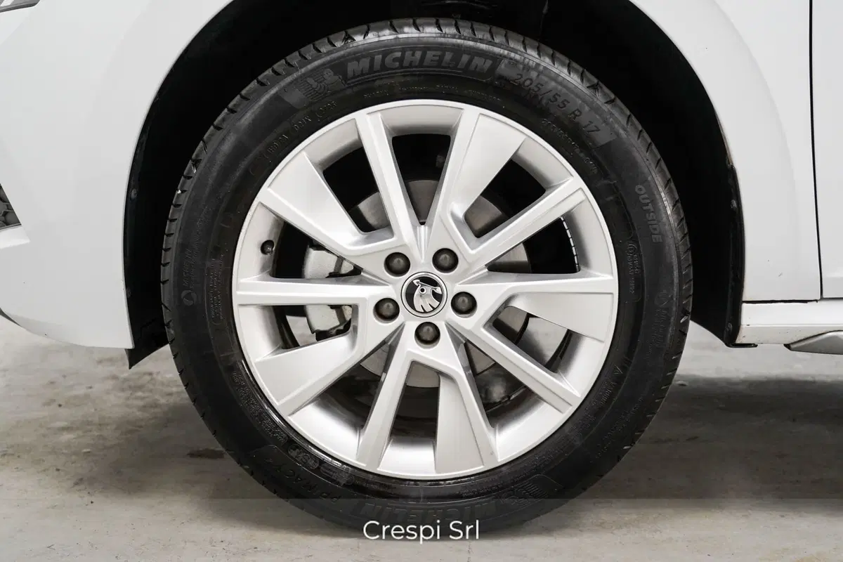 Skoda Kamiq usata a Varese (7)