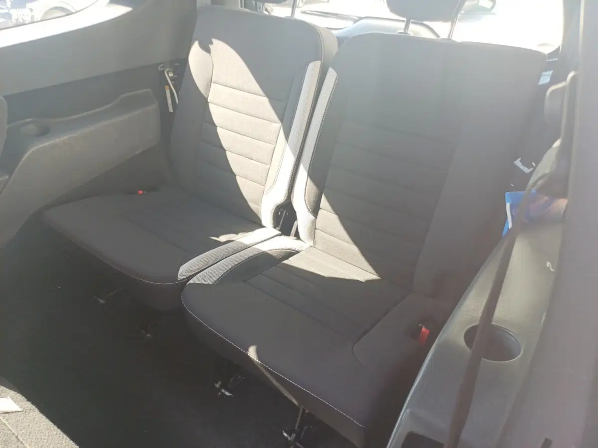 Dacia Lodgy usata a Frosinone (11)