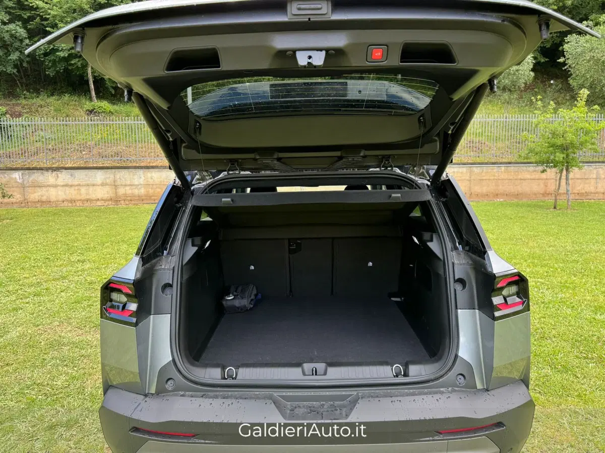 Jeep Compass nuova a Salerno (12)