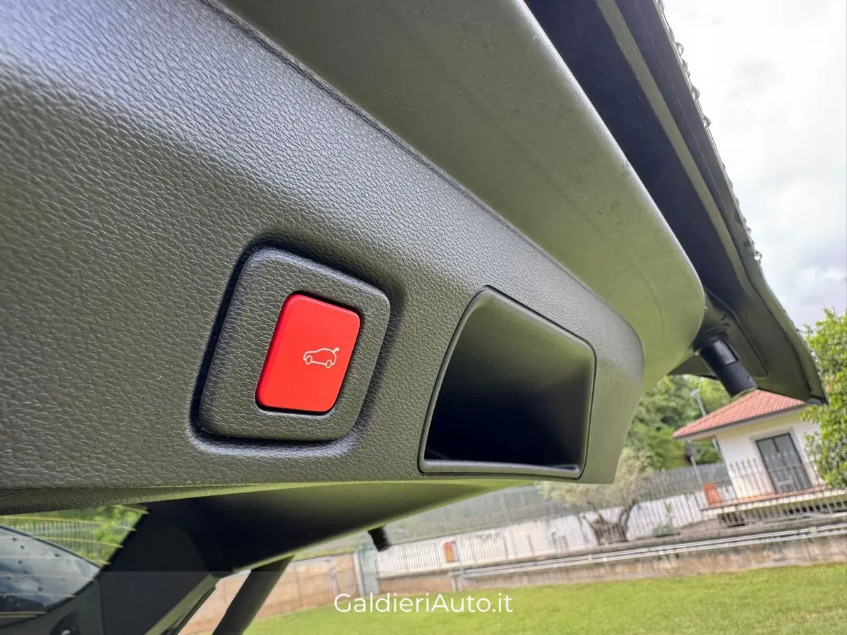 Jeep Compass nuova a Salerno (14)