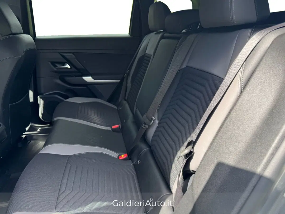 Jeep Compass nuova a Salerno (7)