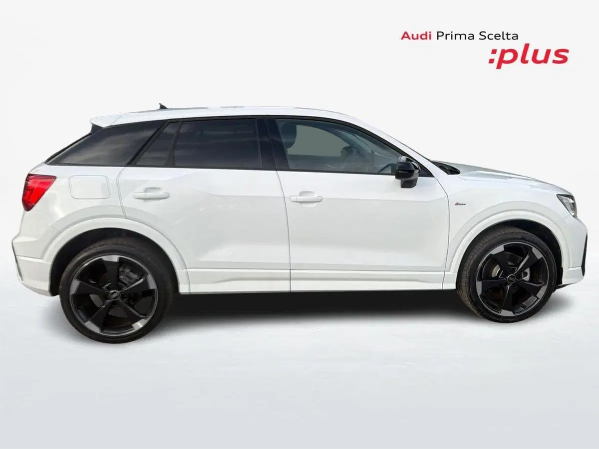 Audi Q2 nuova a Pistoia (12)