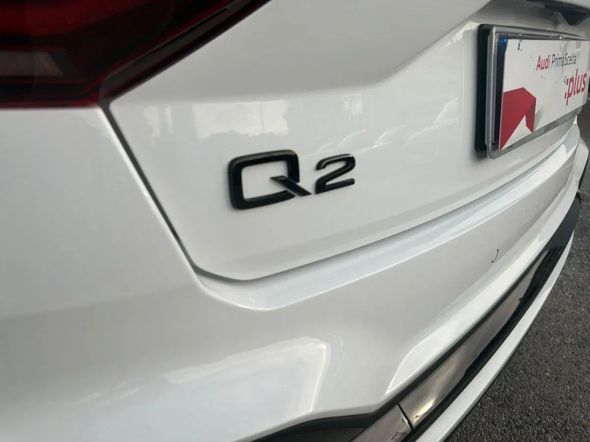Audi Q2 nuova a Pistoia (14)