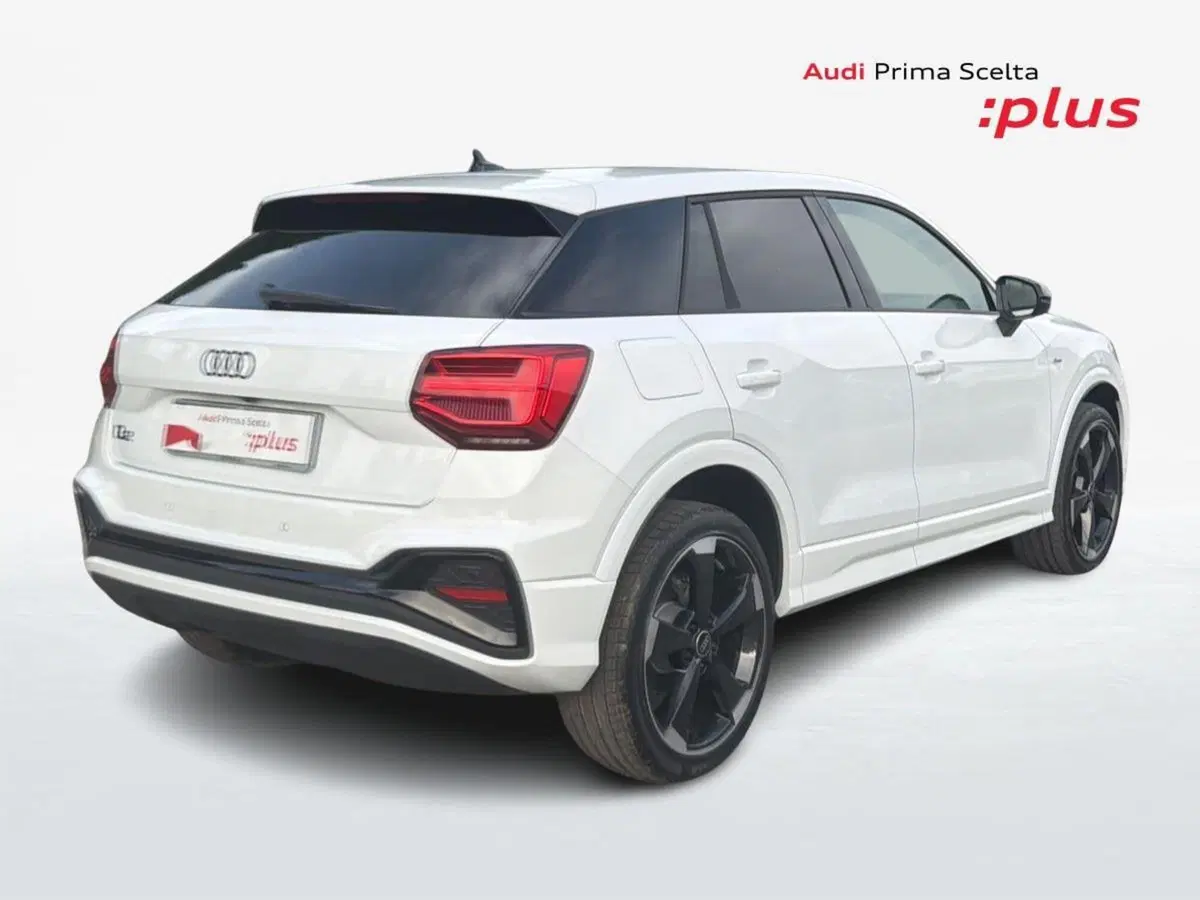 Audi Q2 nuova a Pistoia (2)