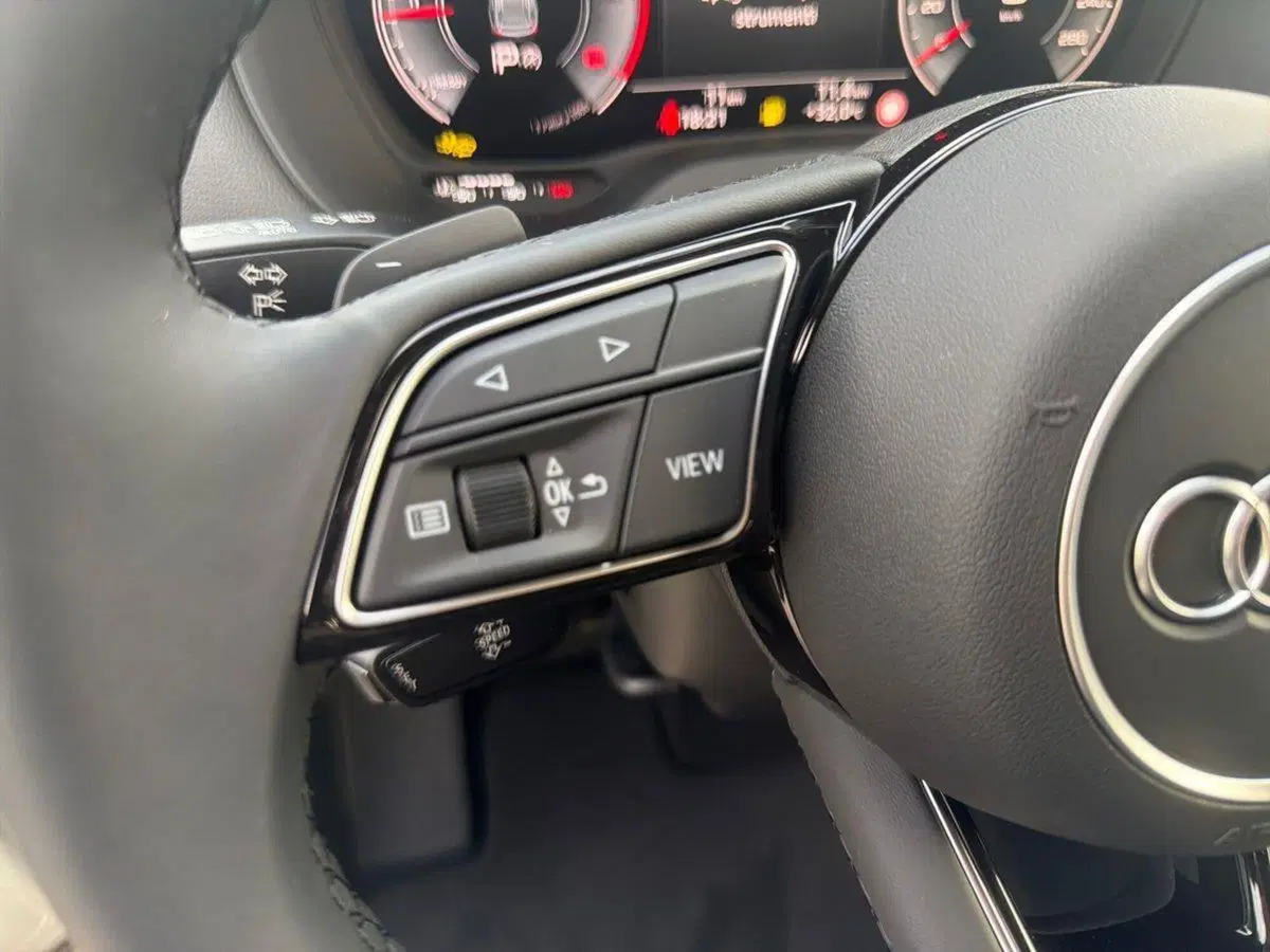 Audi Q2 nuova a Pistoia (5)