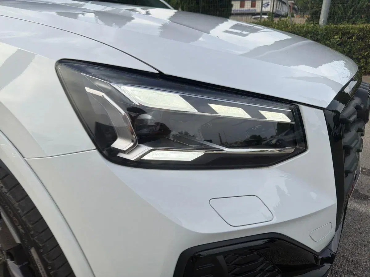 Audi Q2 nuova a Pistoia (6)