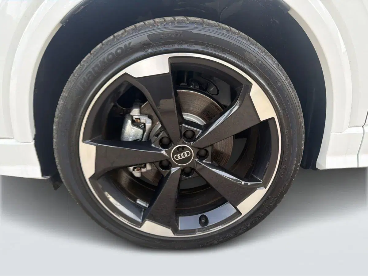 Audi Q2 nuova a Pistoia (7)