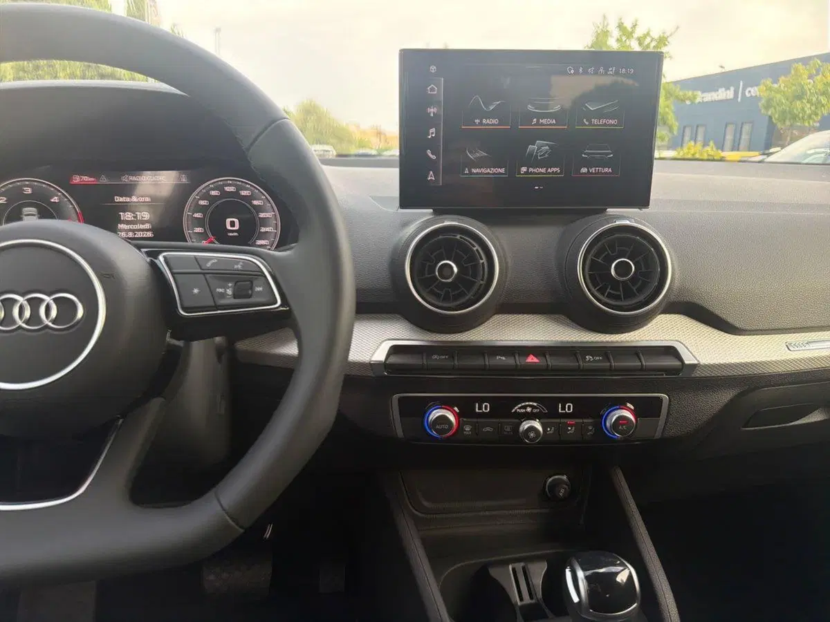 Audi Q2 nuova a Pistoia (8)