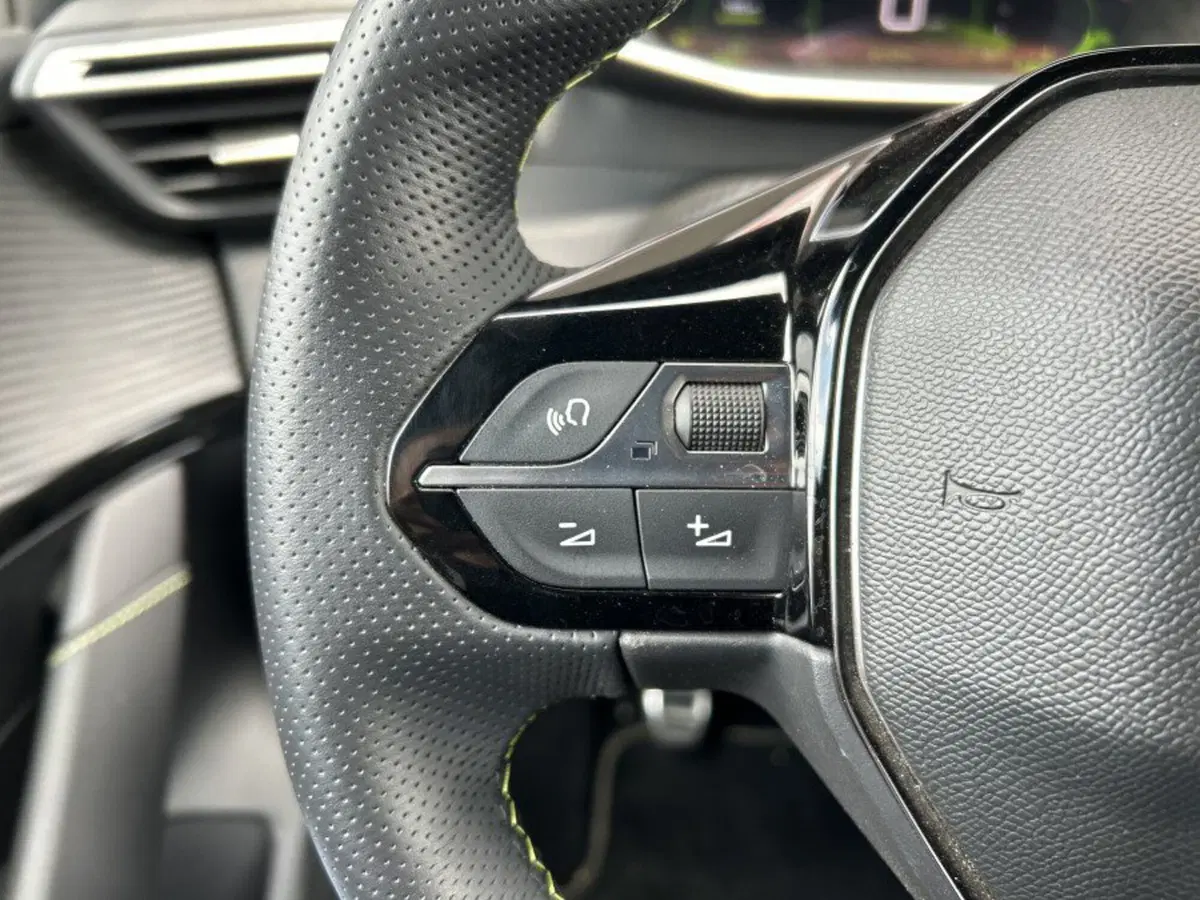 Peugeot 208 usata a Cuneo (19)