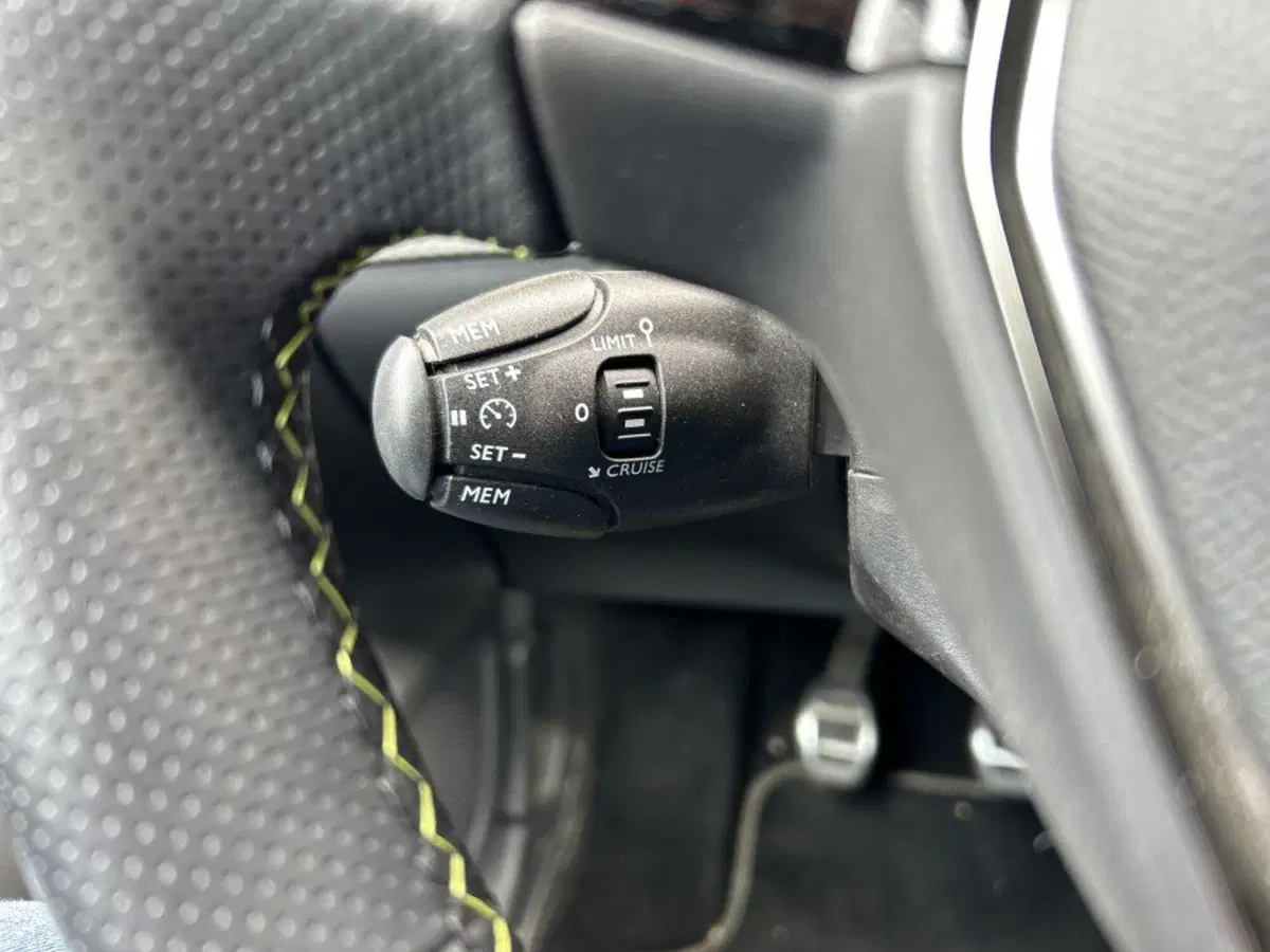 Peugeot 208 usata a Cuneo (20)