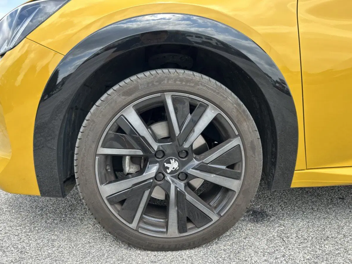 Peugeot 208 usata a Cuneo (6)