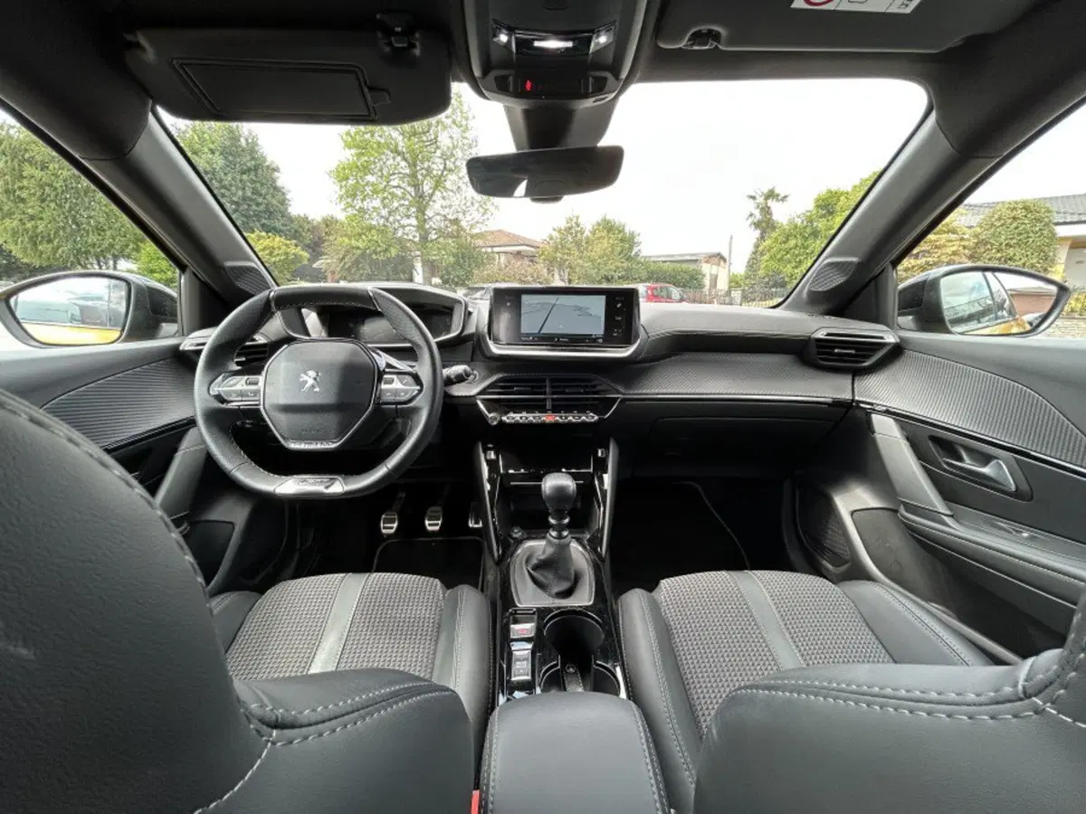 Peugeot 208 usata a Cuneo (9)