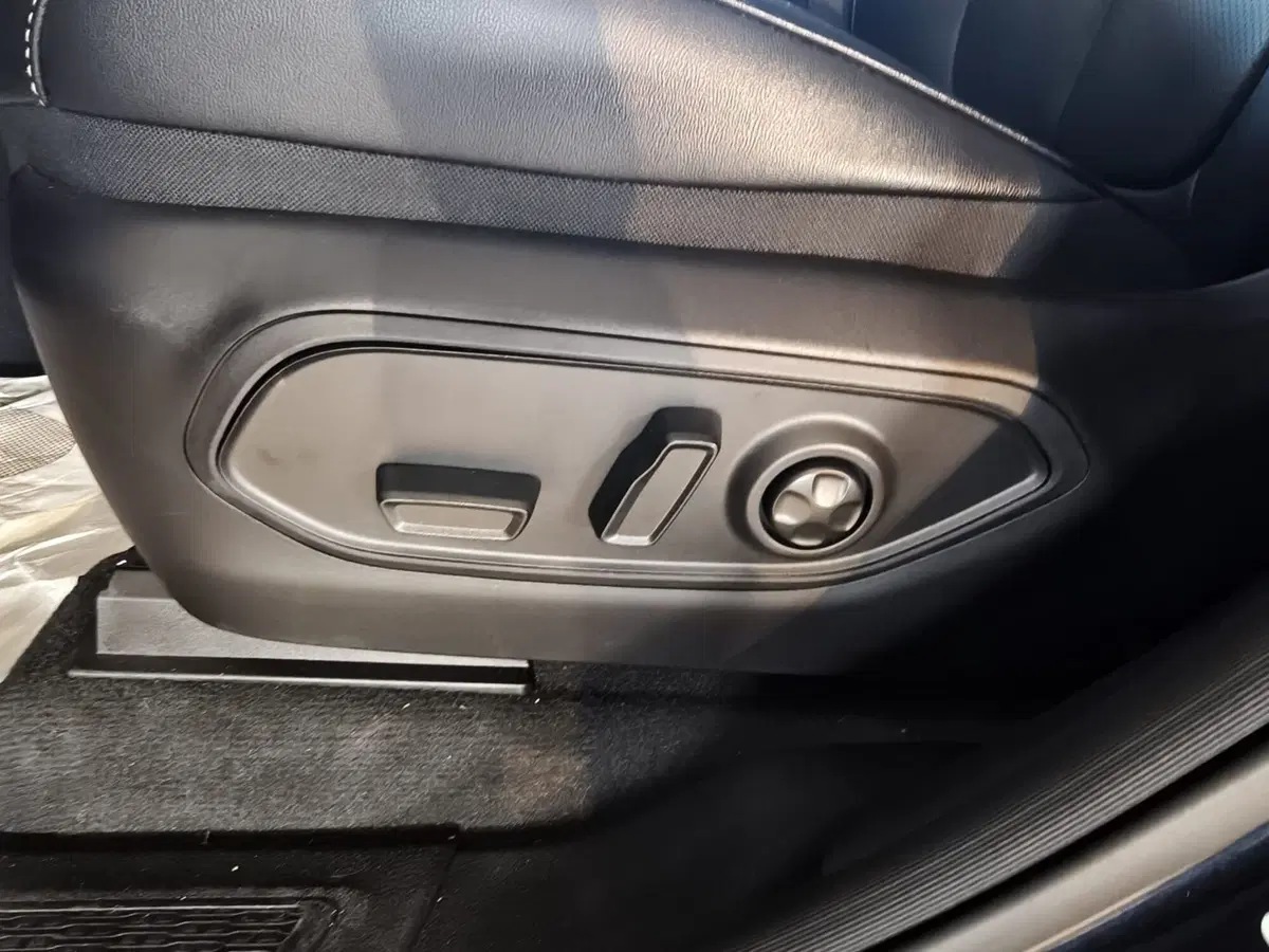 Jeep Grand Cherokee nuova a L'Aquila (18)