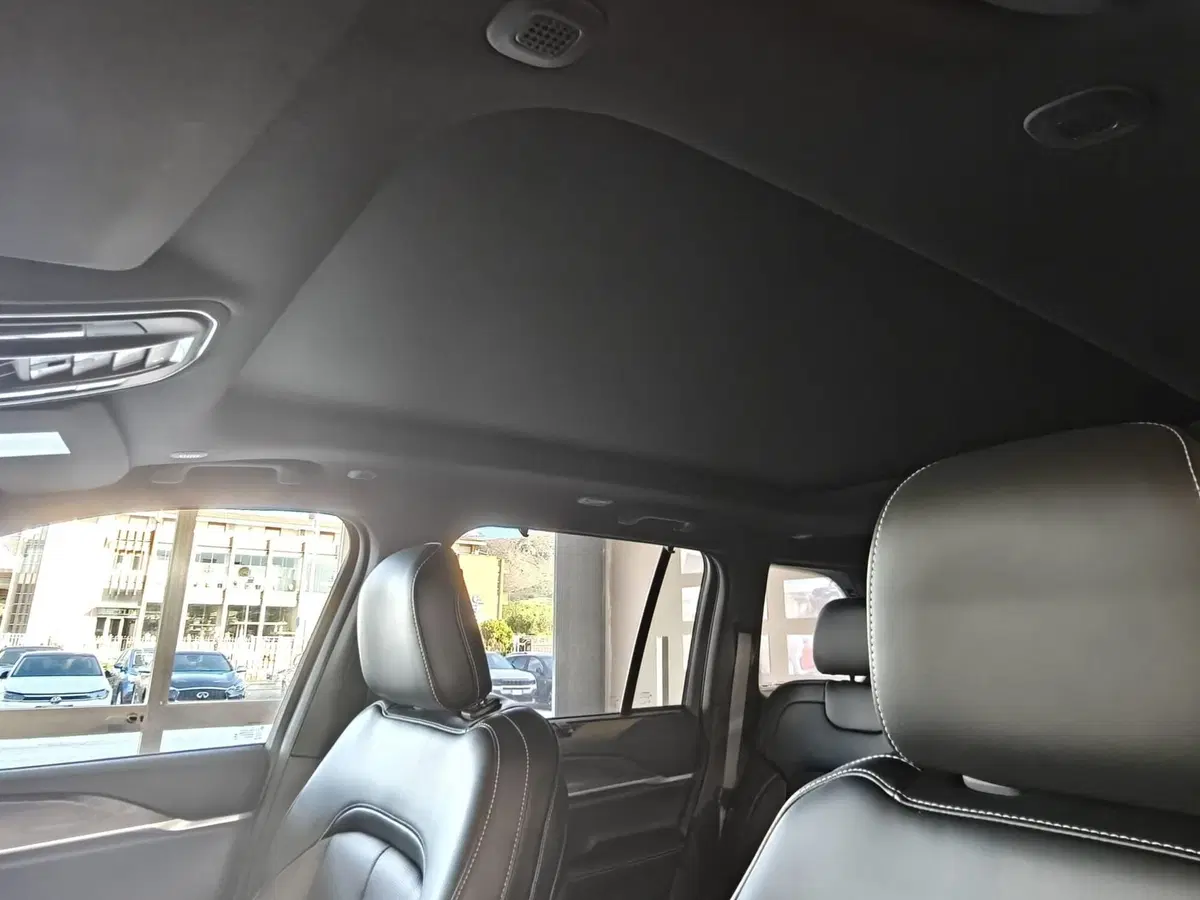 Jeep Grand Cherokee nuova a L'Aquila (20)
