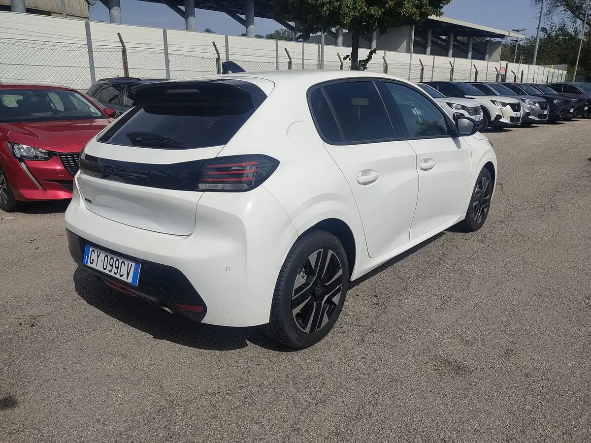 Peugeot 208 usata a Frosinone (4)