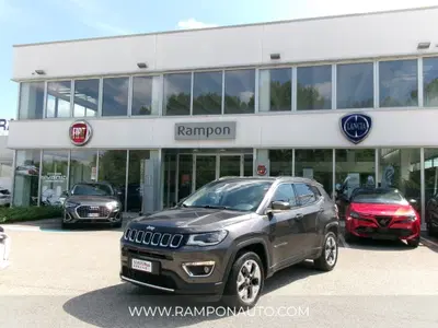 Jeep Compass 2.0 Multijet II aut. 4WD Limited del 2018 usata a San Dona' Di Piave