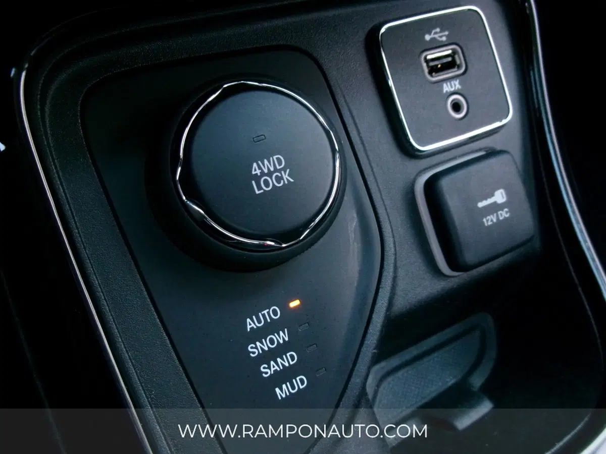 Jeep Compass usata a Venezia (20)