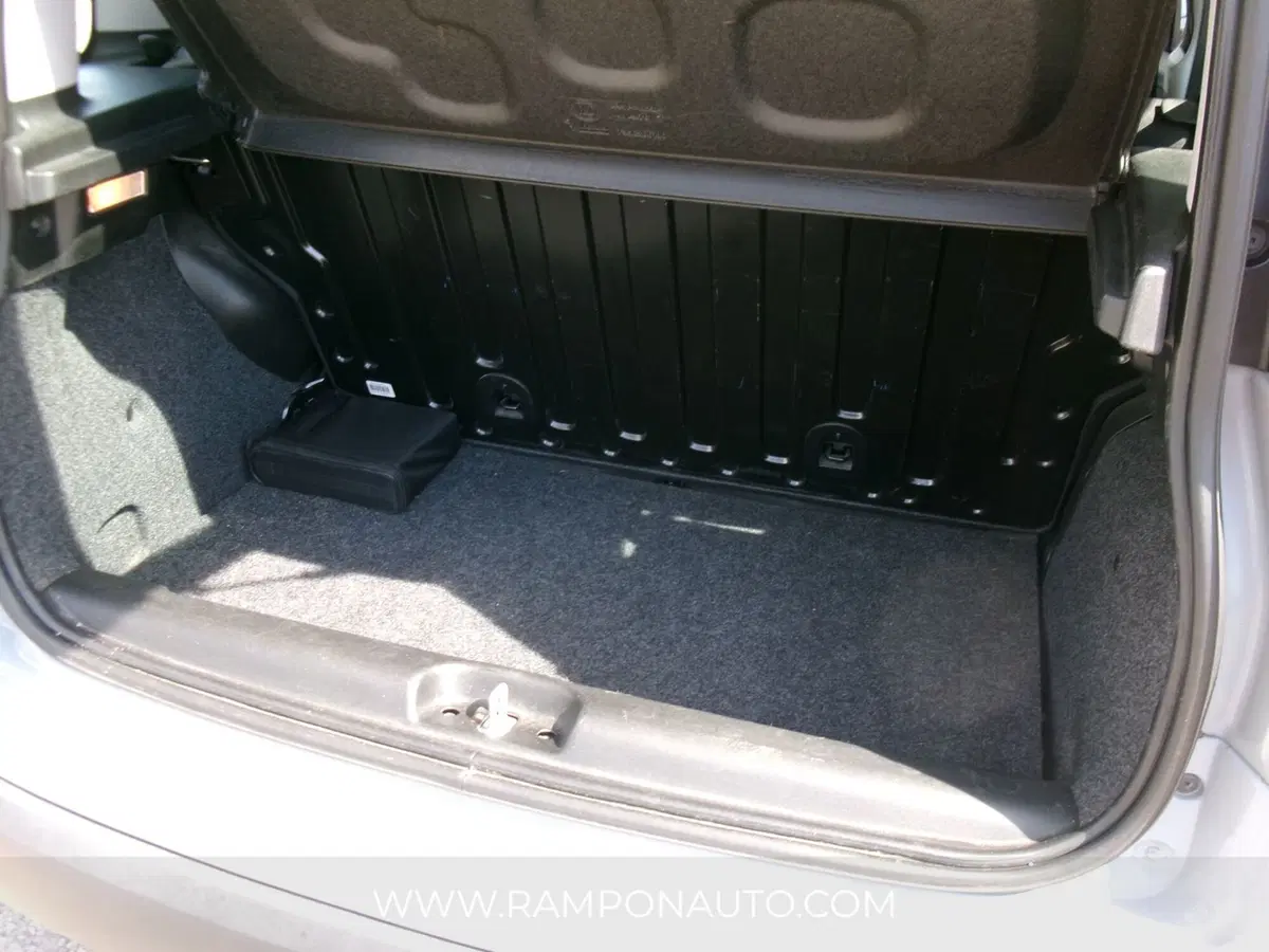 Fiat Panda usata a Venezia (18)