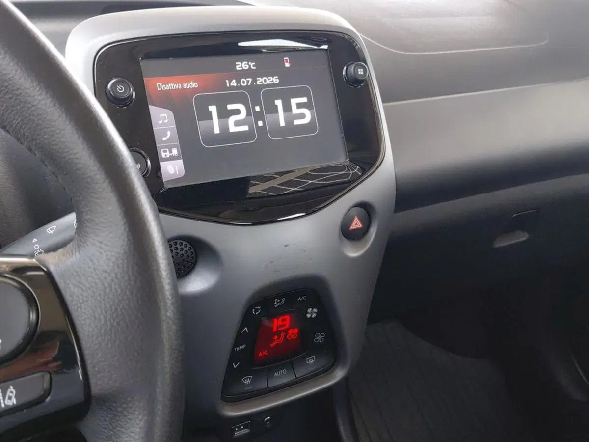 Toyota Aygo usata a Cagliari (10)