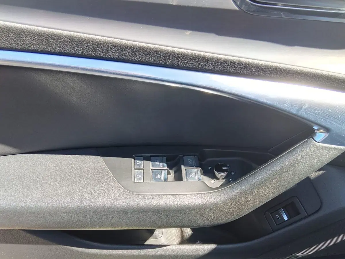 Audi A6 Avant usata a Bari (13)