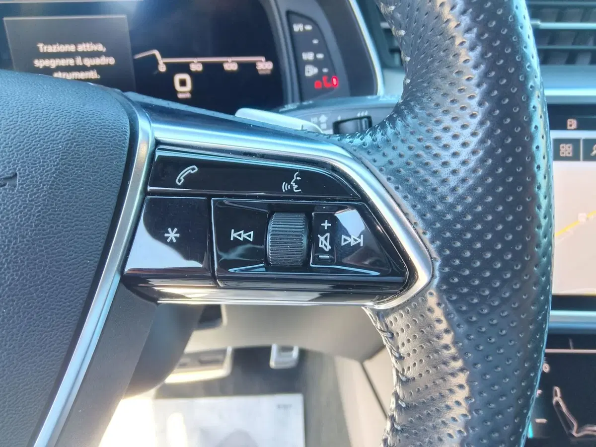 Audi A6 Avant usata a Bari (7)