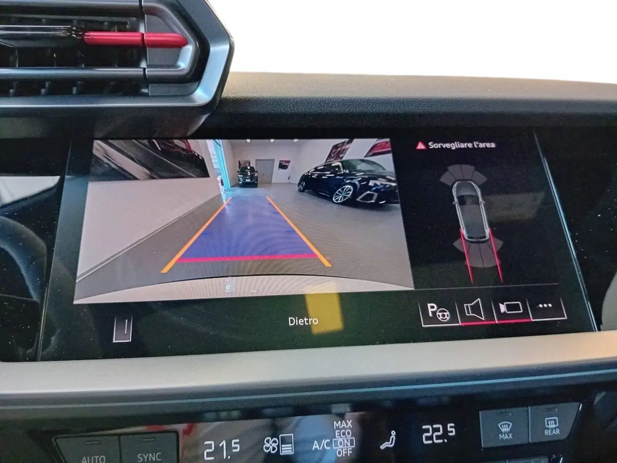 Audi RS 3 Sportback usata a Bari (14)