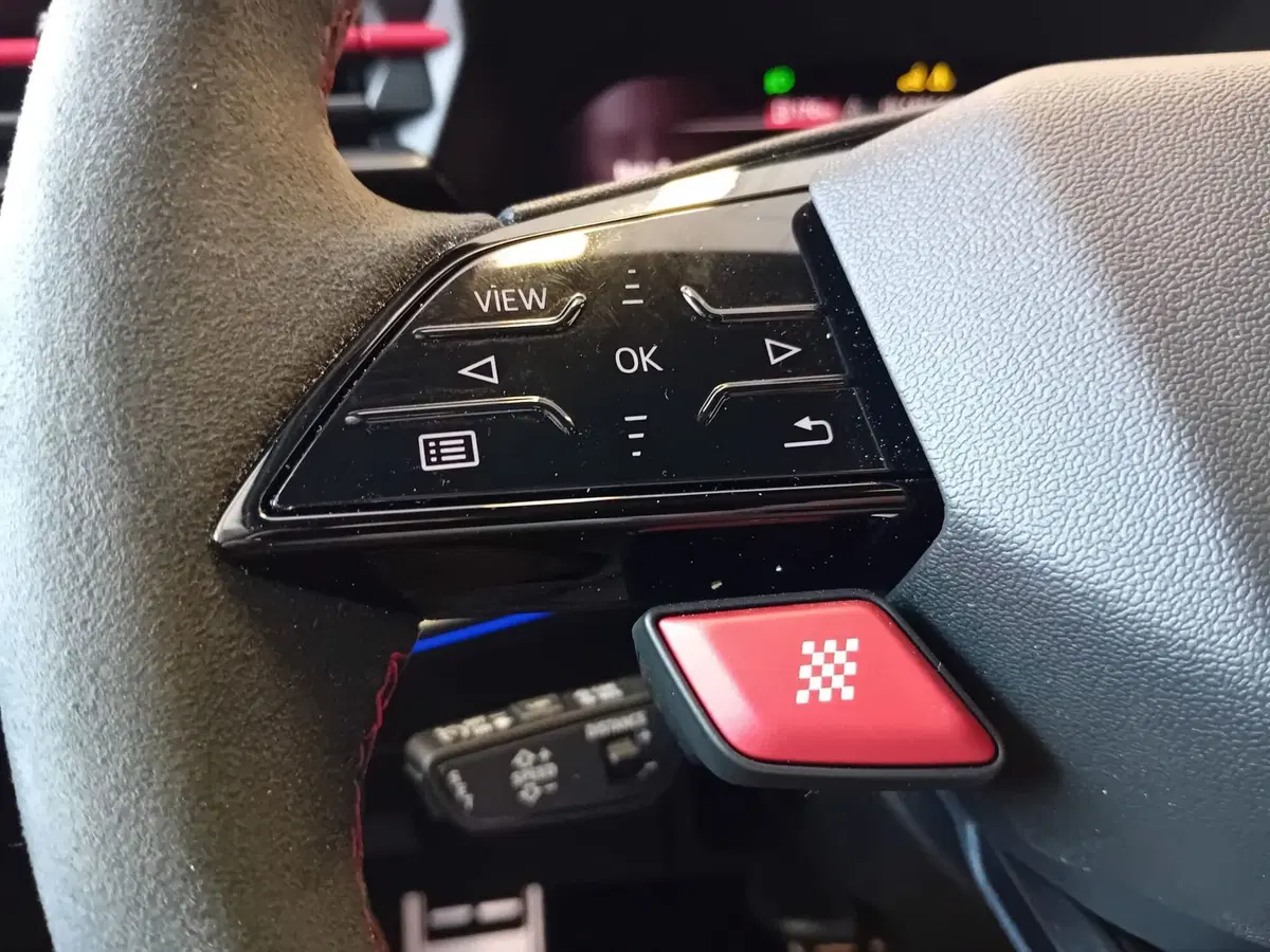 Audi RS 3 Sportback usata a Bari (18)