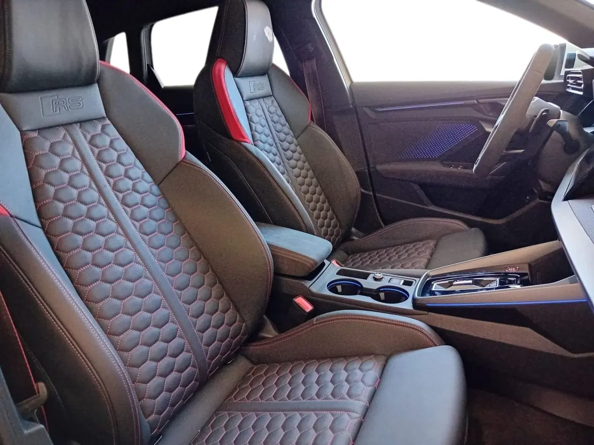 Audi RS 3 Sportback usata a Bari (19)