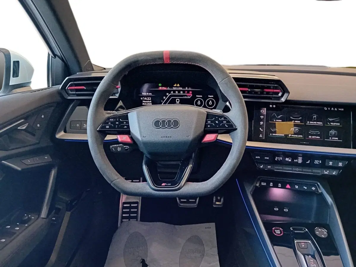 Audi RS 3 Sportback usata a Bari (3)