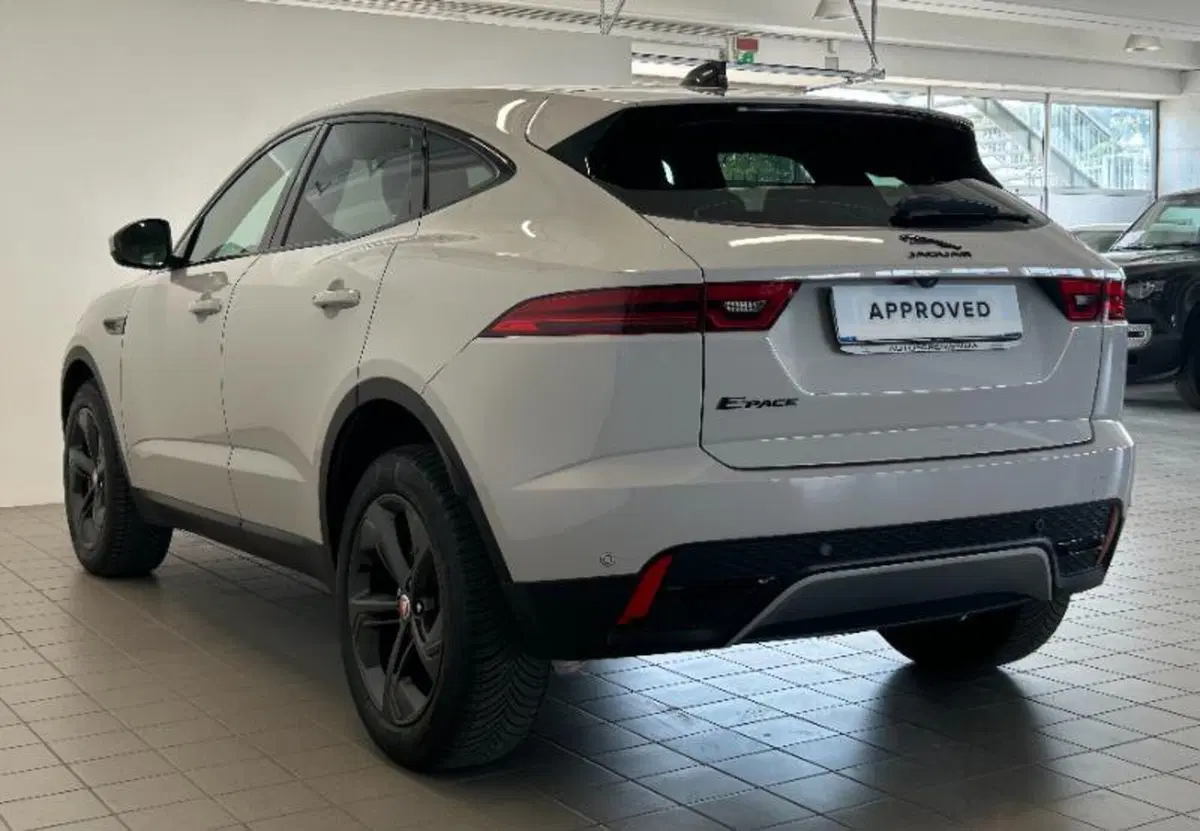 Jaguar E-Pace usata a Venezia (3)