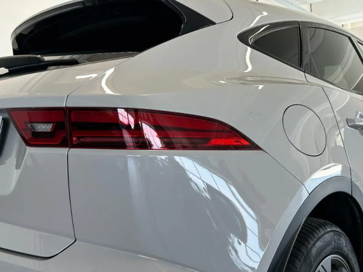 Jaguar E-Pace usata a Venezia (7)
