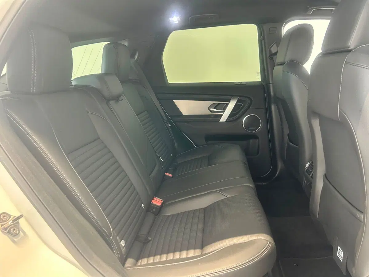 Land Rover Discovery Sport usata a Napoli (5)
