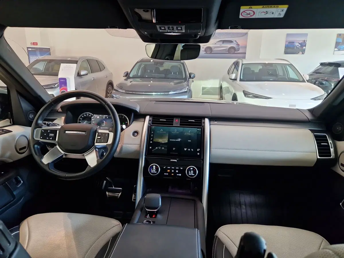 Land Rover Discovery usata a Modena (16)