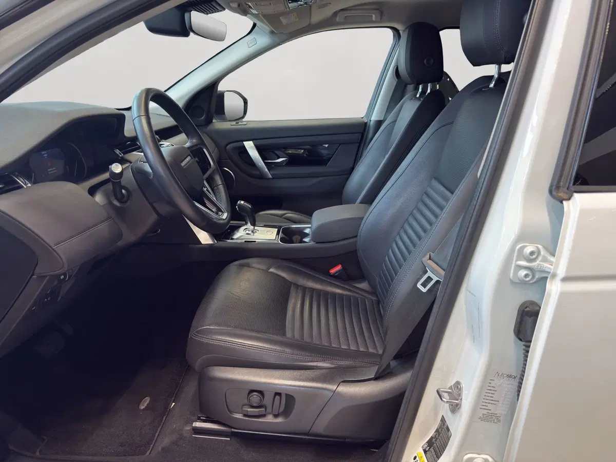Land Rover Discovery Sport usata a Latina (11)
